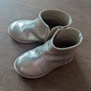 Janie and Jack sz 6 gold boots